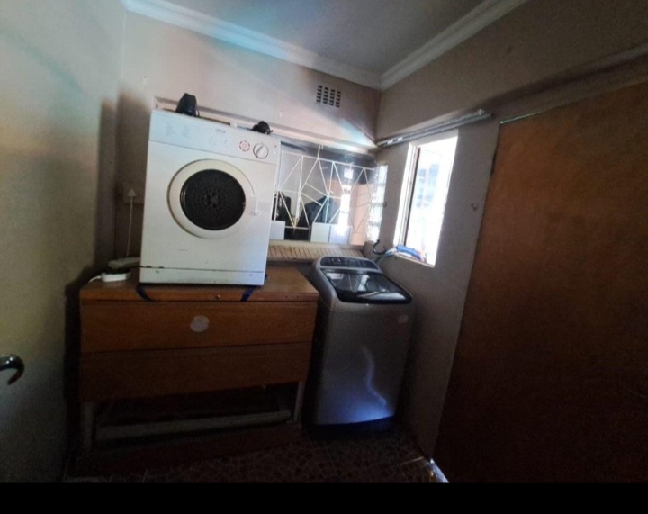 4 Bedroom Property for Sale in Roosheuwel North West